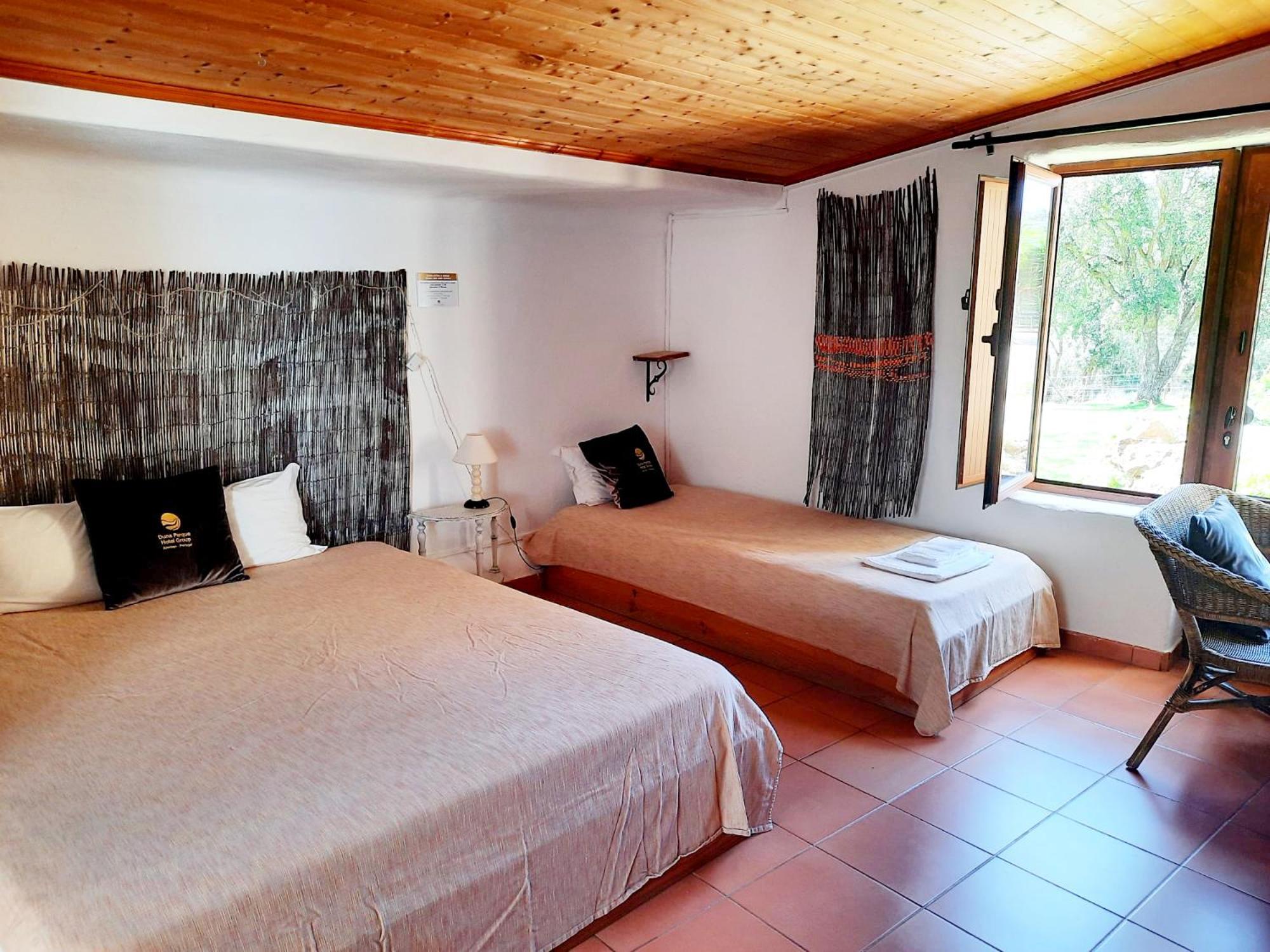 Quinta Pedagogica Da Samoqueirinha - Duna Parque Resorts & Hotels Vila Nova de Milfontes Rom bilde